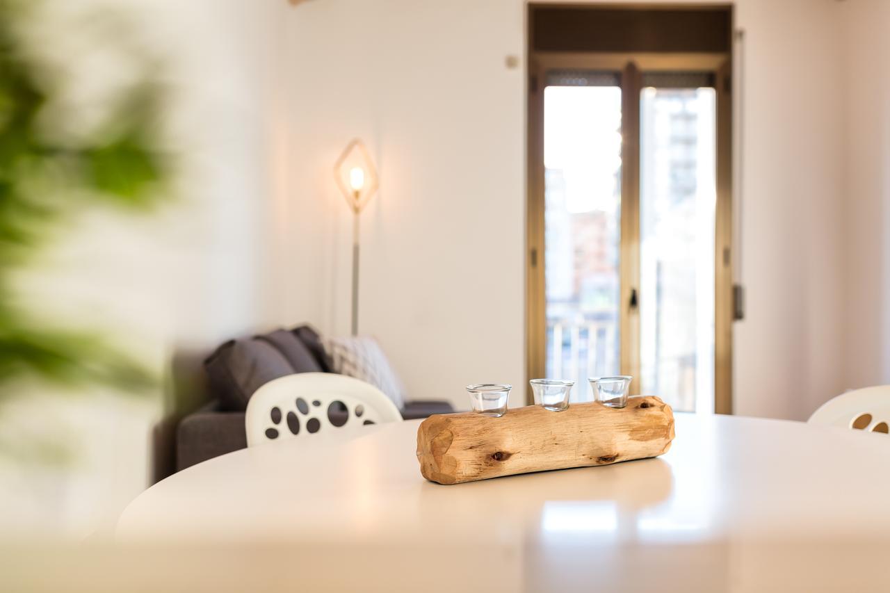 Flateli Girona City Center 2 ภายนอก รูปภาพ