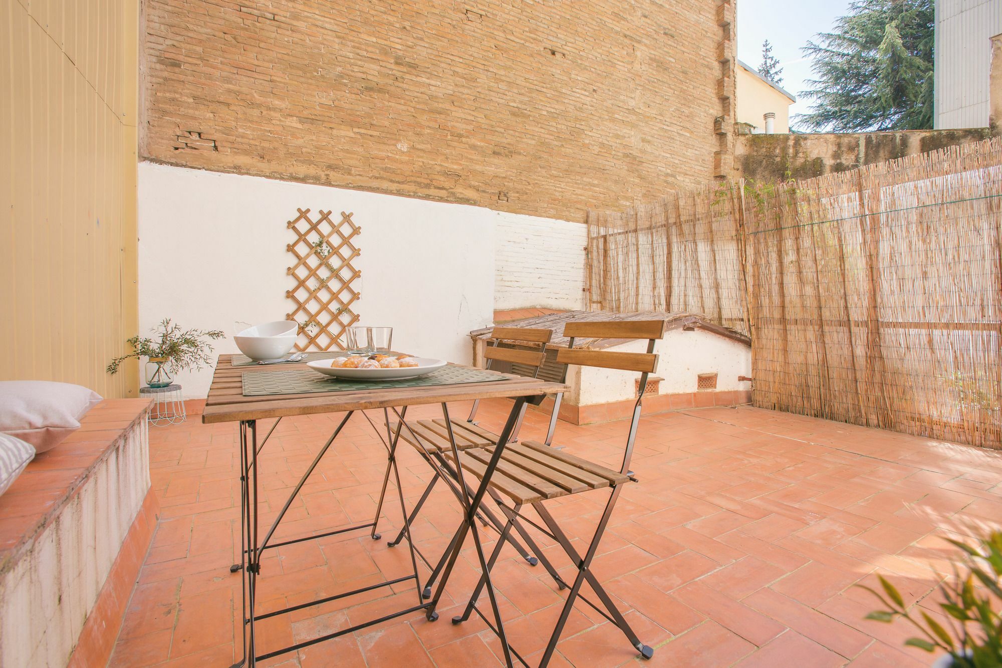 Flateli Girona City Center 2 ภายนอก รูปภาพ